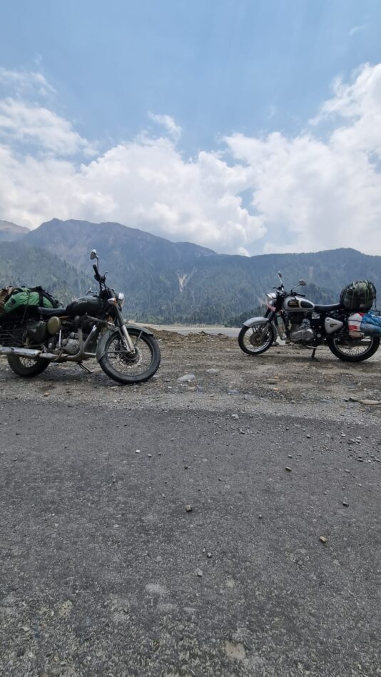 Royal Enfield Classic on a short pause while going to Mustang Nepal